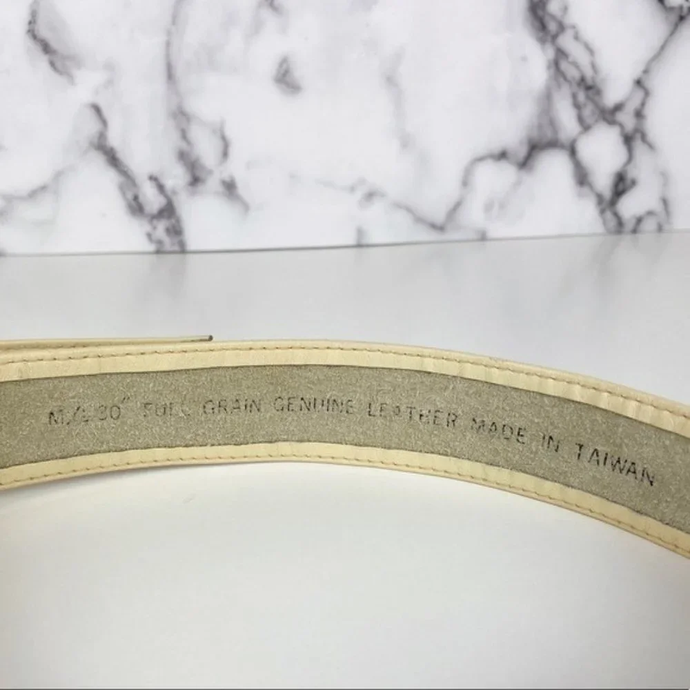 Vintage Lightweight Beige Leather Belt